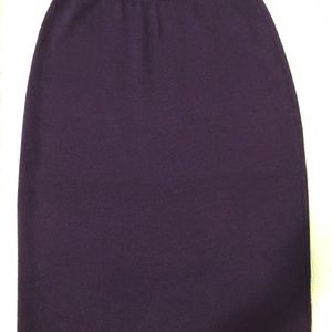 ST John knit skirt royal blue size 2. 100% new
